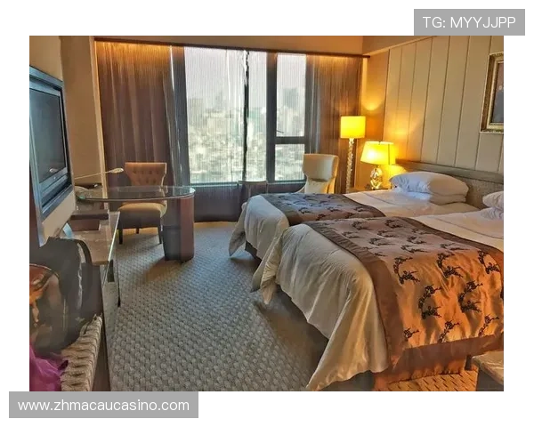 入住澳门十六浦索菲特酒店享受专业的客户服务与贴心的住宿体验