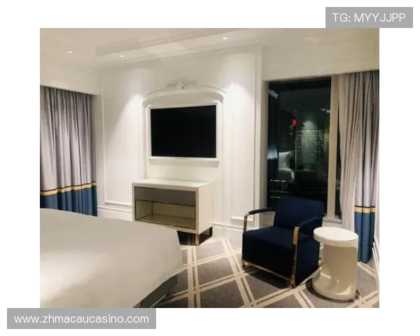 澳门巴黎人酒店图片欣赏:宽敞舒适的客房环境与精彩的娱乐设施全景展示 澳门巴黎人酒店图片欣赏:宽敞舒适的客房环境与精彩的娱乐设施全景展示